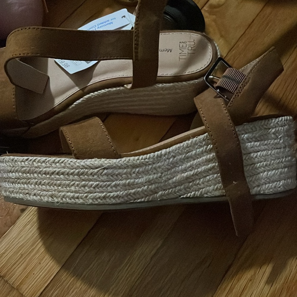 Time and Tru wedges - Picture 3 of 3